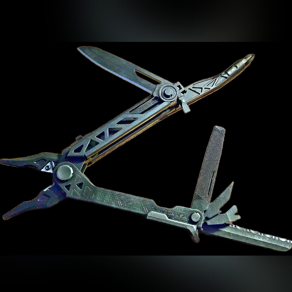 Gerber Black Multi-Tool with Knife & File